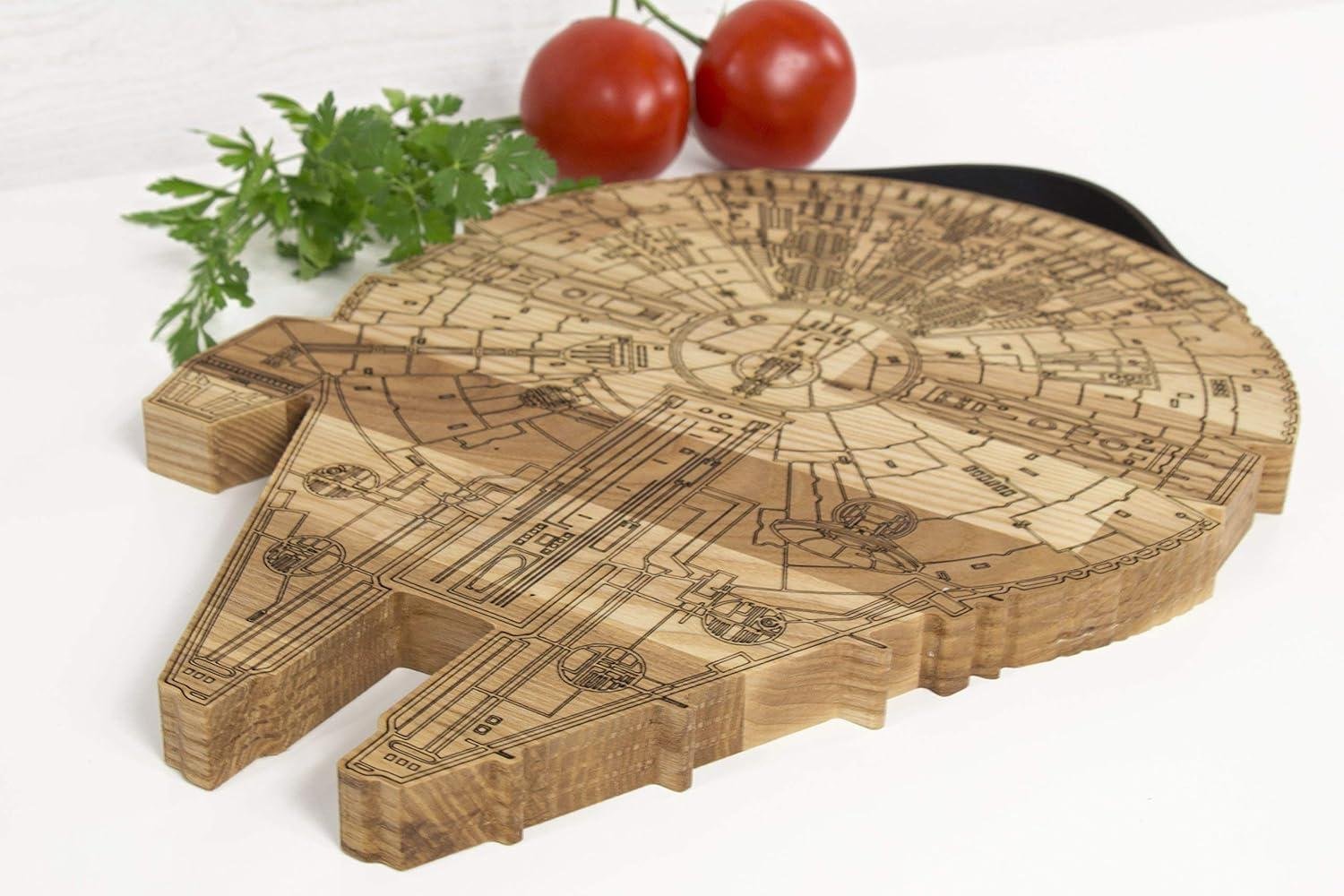 Millennium Falcon Cutting Board Review: Shop-Worthy?
