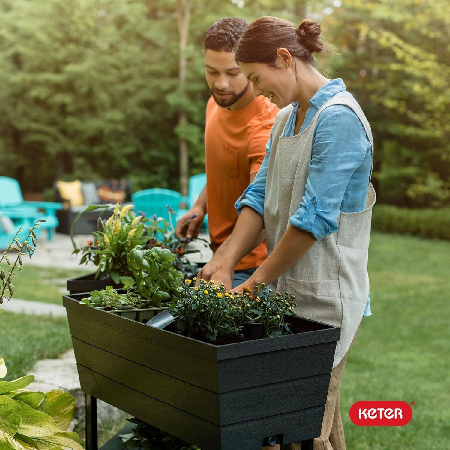 Keter Urban Bloomer Planter Stand Review: Shop-Ready?