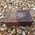 Howard Wood Restoration Kit: Renew Floors, Cabinets & Furniture-Walnut - Image 4