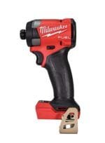 Milwaukee M18 FUEL 1/4" Impact Driver Kit w/ 5.0Ah Batteries & Case - Image 4